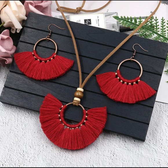 Jewelry - Tassel Bohemian Necklace earrings set🌼